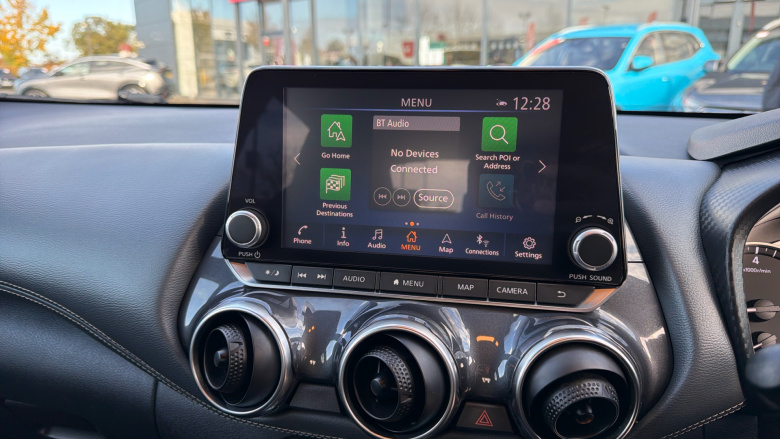 Nissan Juke 1.0 DiG-T N-Connecta 5dr Petrol Hatchback